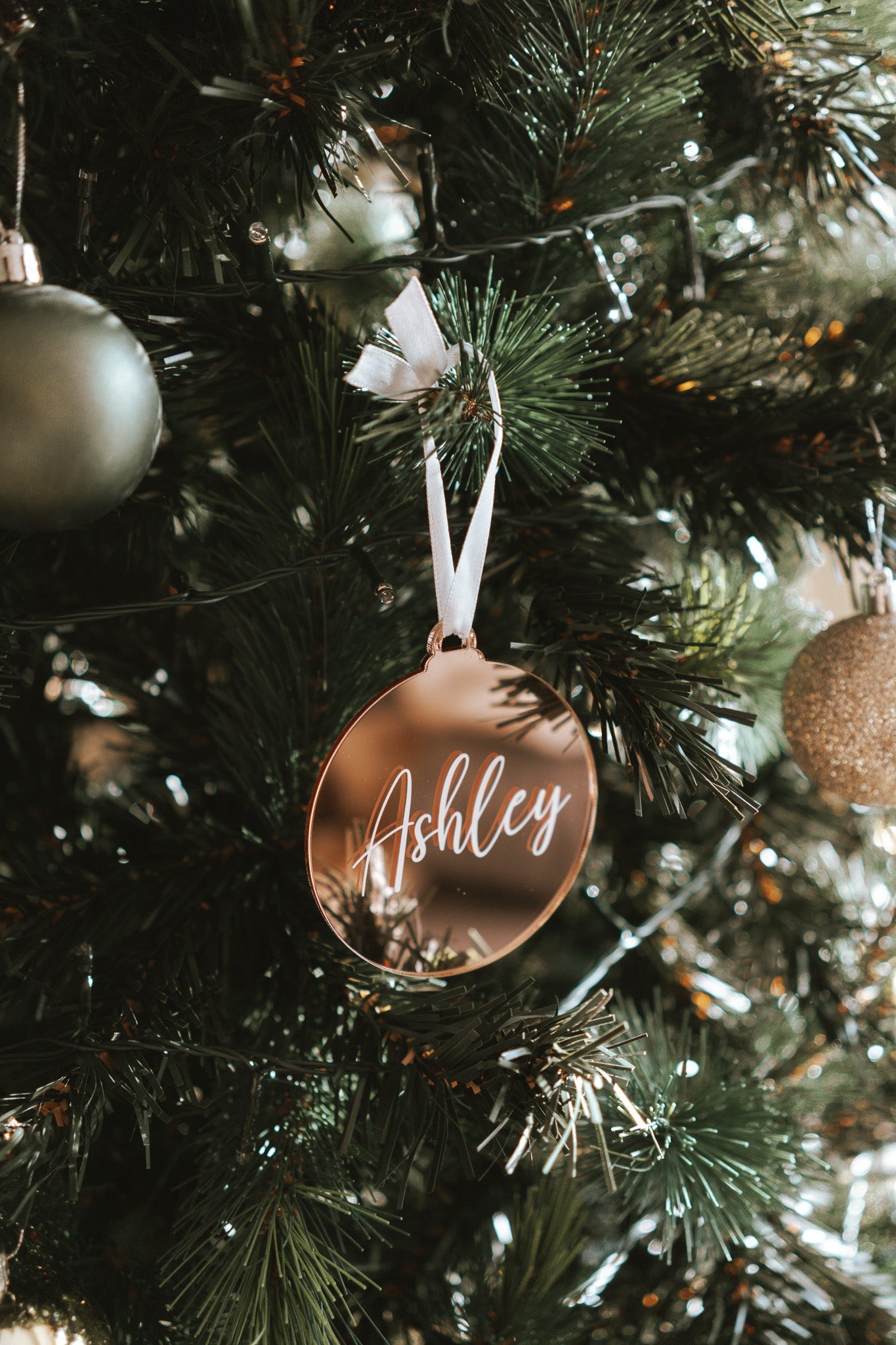 Personalised Bauble Ornament | Round - Maree Ann Co