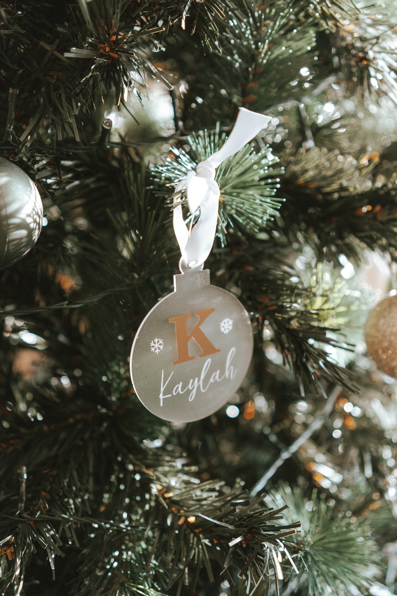 Personalised Intial + Name Bauble Ornament | Round - Maree Ann Co